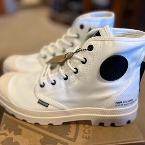 Palladium White High-Top Boots